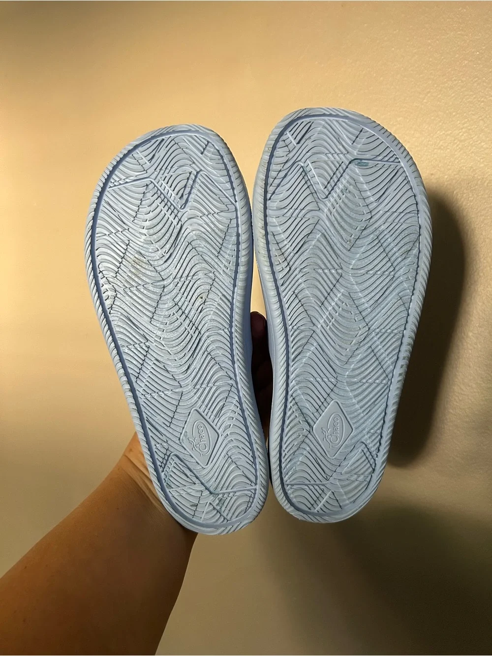 Chaco Kids Powder Blue Chillo Slide Sandals Big Kid size 4